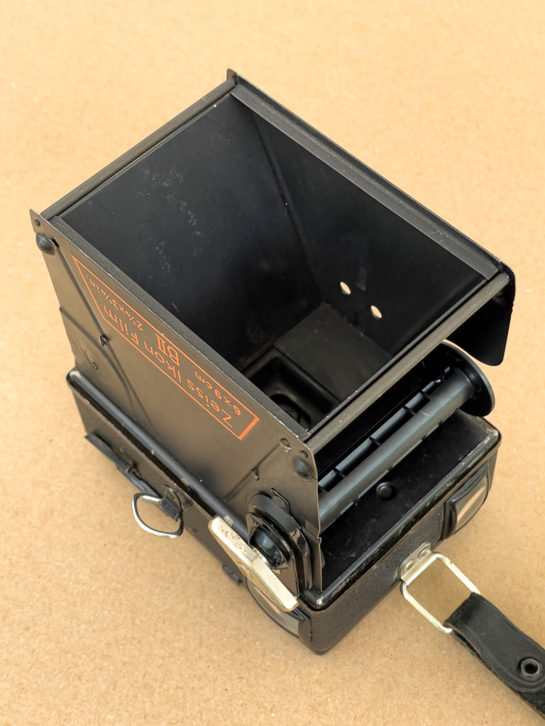 Zeiss Ikon Box-Tengor geöffnet