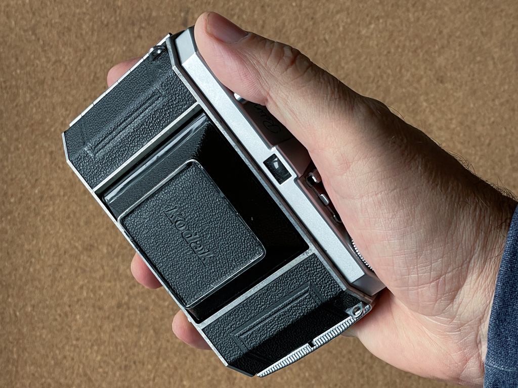 Kodak Retina Ia in der Hand