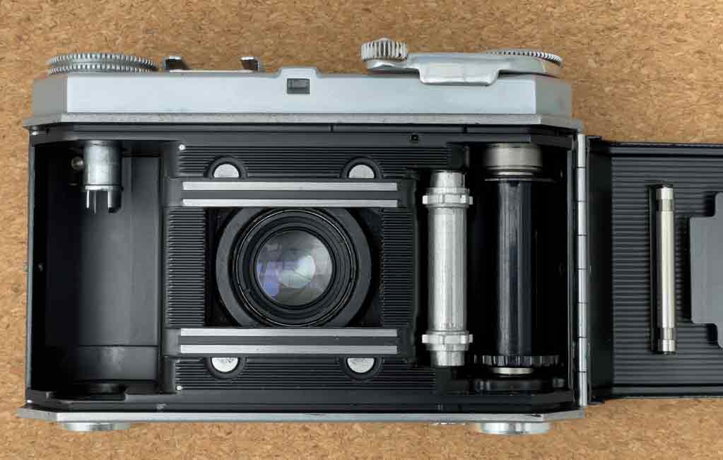 Kodak Retina Ia geoeffnet