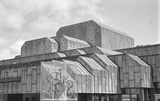 Das fertig konvertierte Bild zeigt das Stadttheater Winterthur.