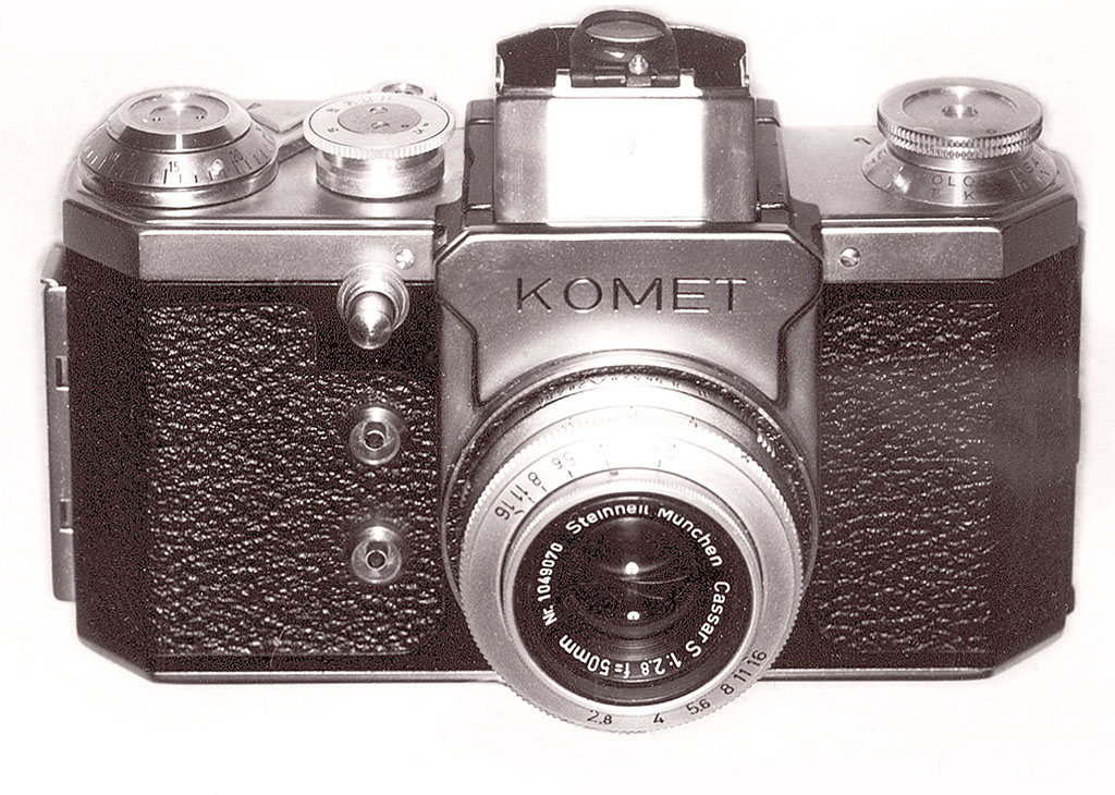 Die Kamera Wirgin Komet von vorne aufgenommen