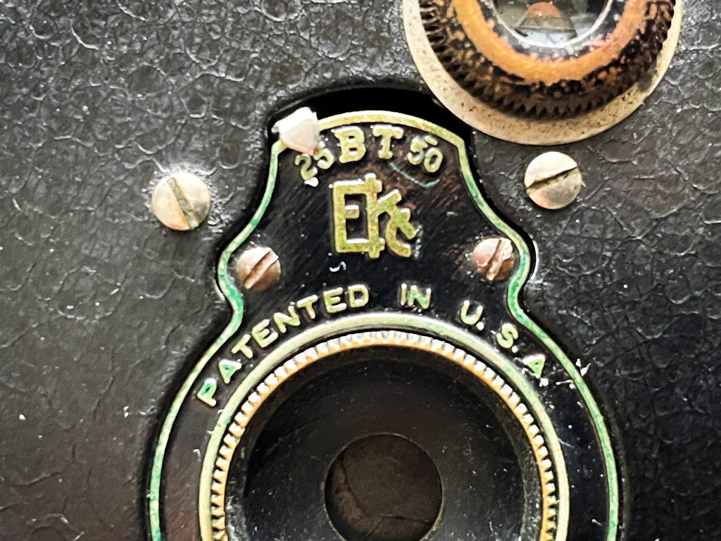 Verschlusszeiten einstellen bei der Vest Pocket Autographic Kodak – Detailaufnahme
