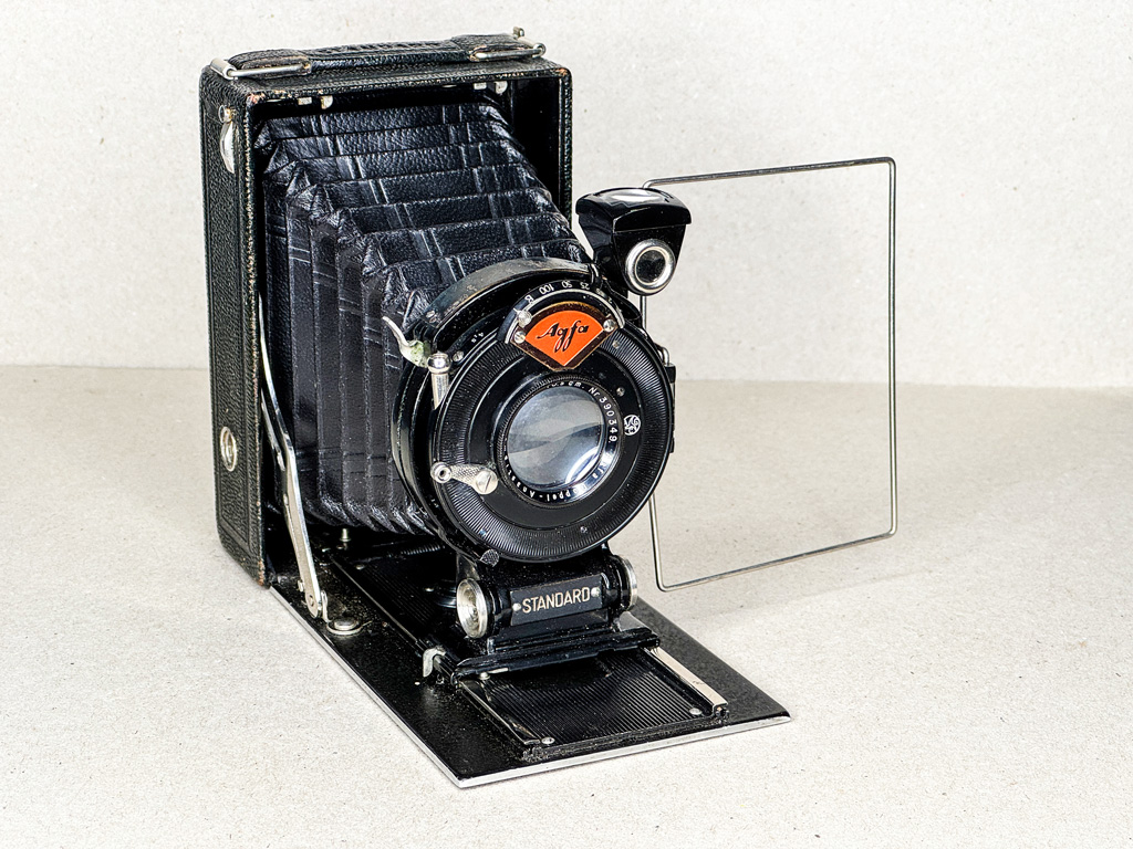 Die Laufbodenkamera Agfa Standard 204